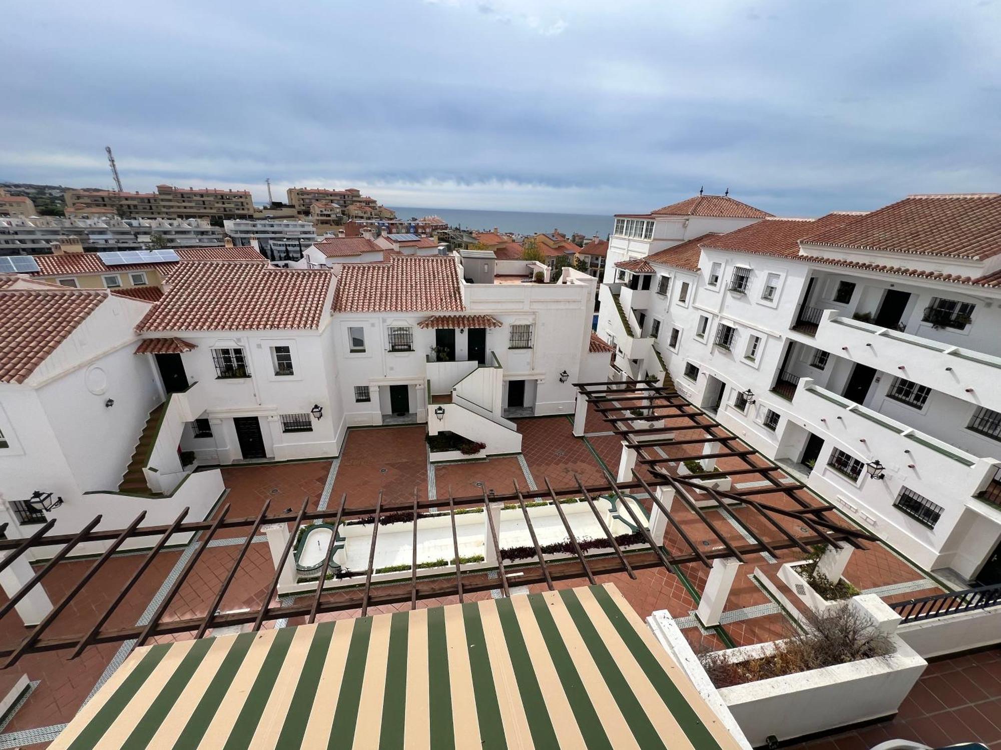 דירות Rincón de la Victoria Atico Vistas Al Mar Golf ,Piscina Y Parking Albatros 2 מראה חיצוני תמונה